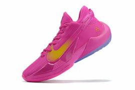 Picture of Zoom Freak Basketball Shoes _SKU979973995225018